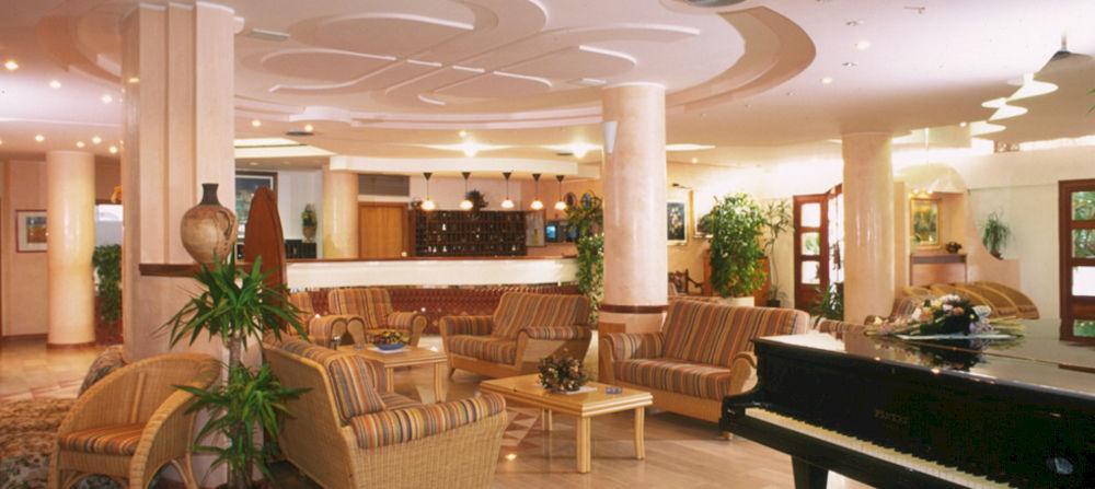 Hotel Baia Santa Barbara Rodi Garganico Bagian luar foto